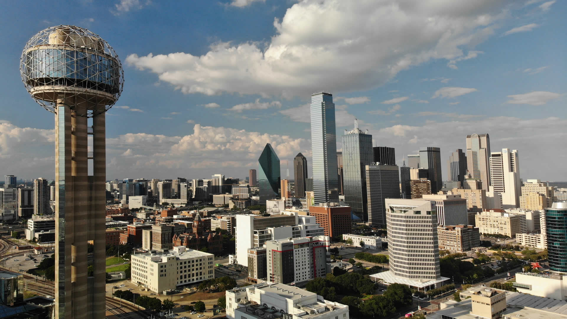 Dallas is a city of architectural wonders, blending history and innovation. This guide explores iconic landmarks, from modern skyline-defining feats to historic gems.