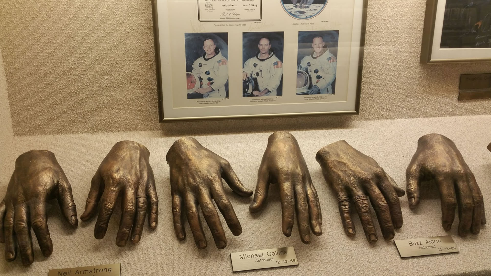 Customize your Dallas sightseeing with private luxury transportation.