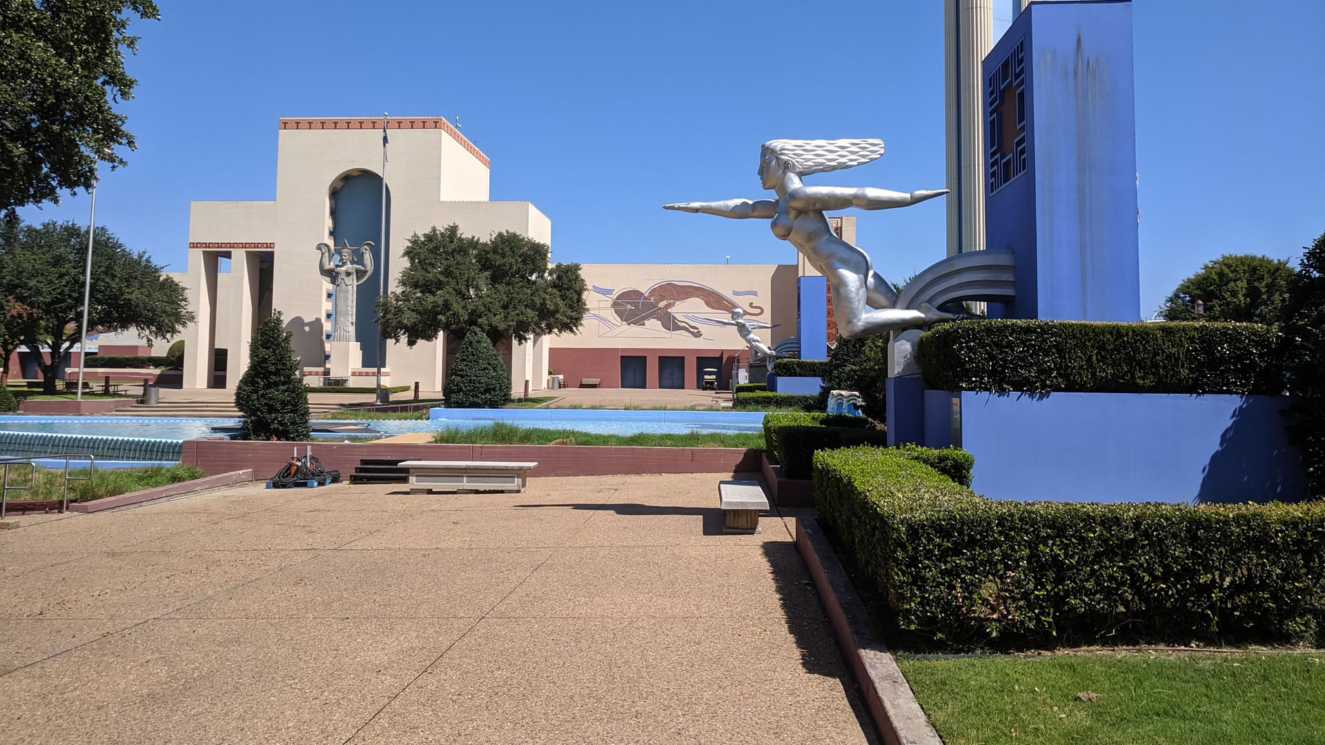 Experience Fair Park’s Art Deco beauty without the crowds.