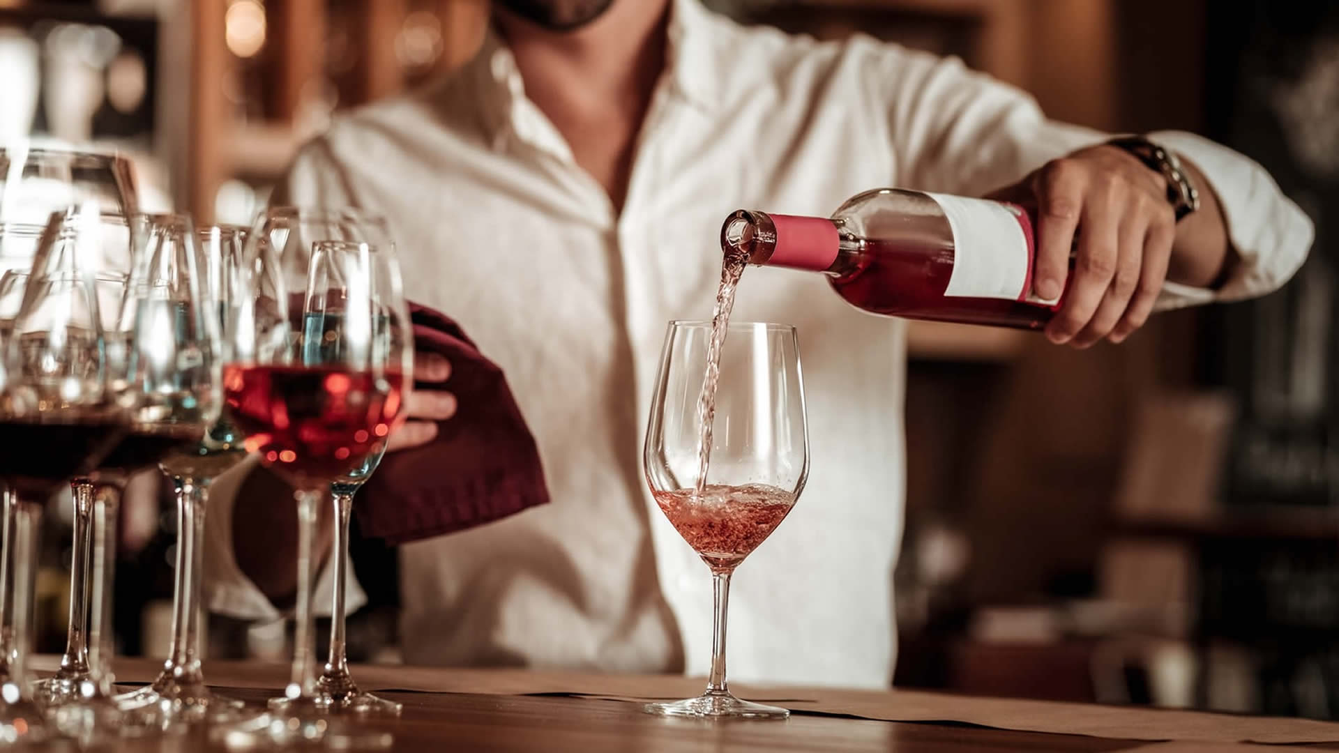 Your schedule, your tour. We build your perfect Dallas experience around the matches.